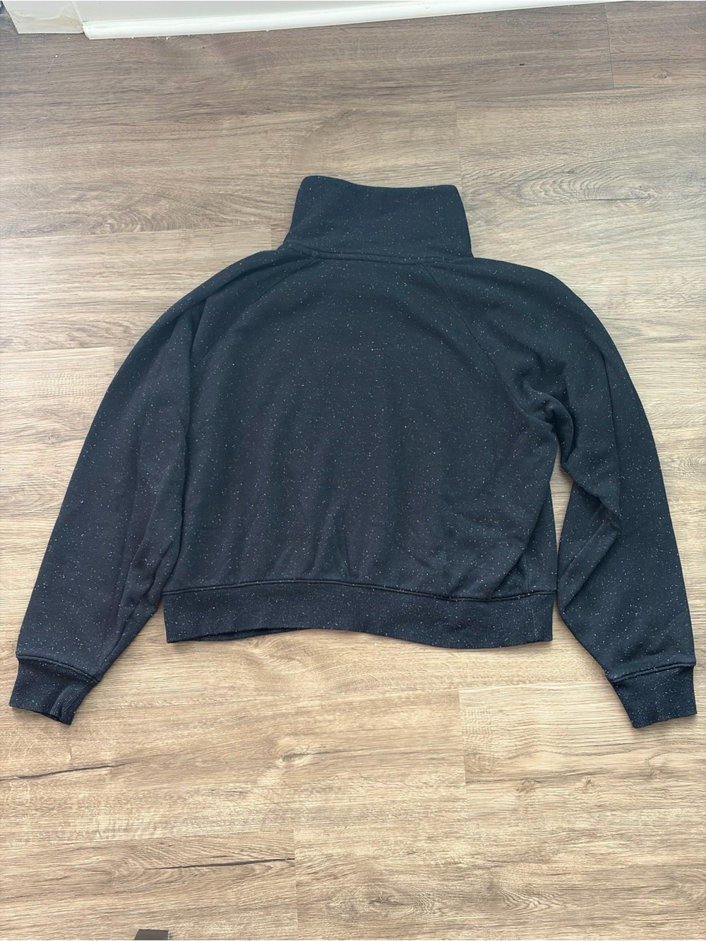 Under Armour Women’s Rival Fleece Wrap Neck Sweatshirt Size S/M - Picture 7 of 7